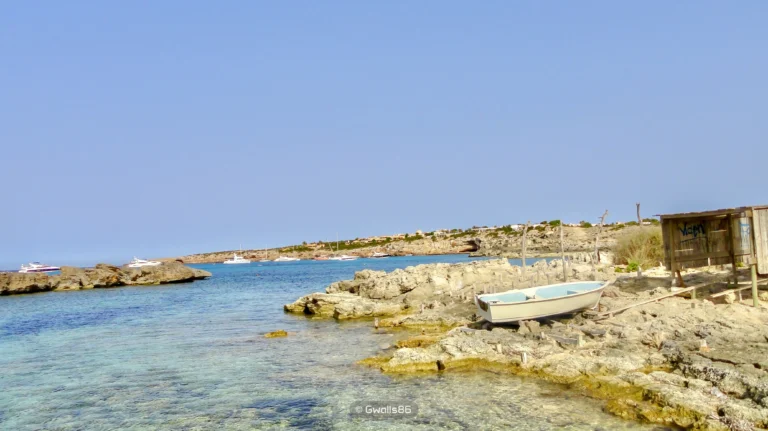 🇪🇸 Playa en Ibiza